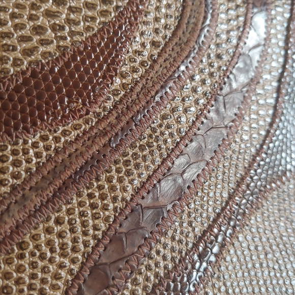 Carlos Falchi leather wallet - Picture 6 of 6